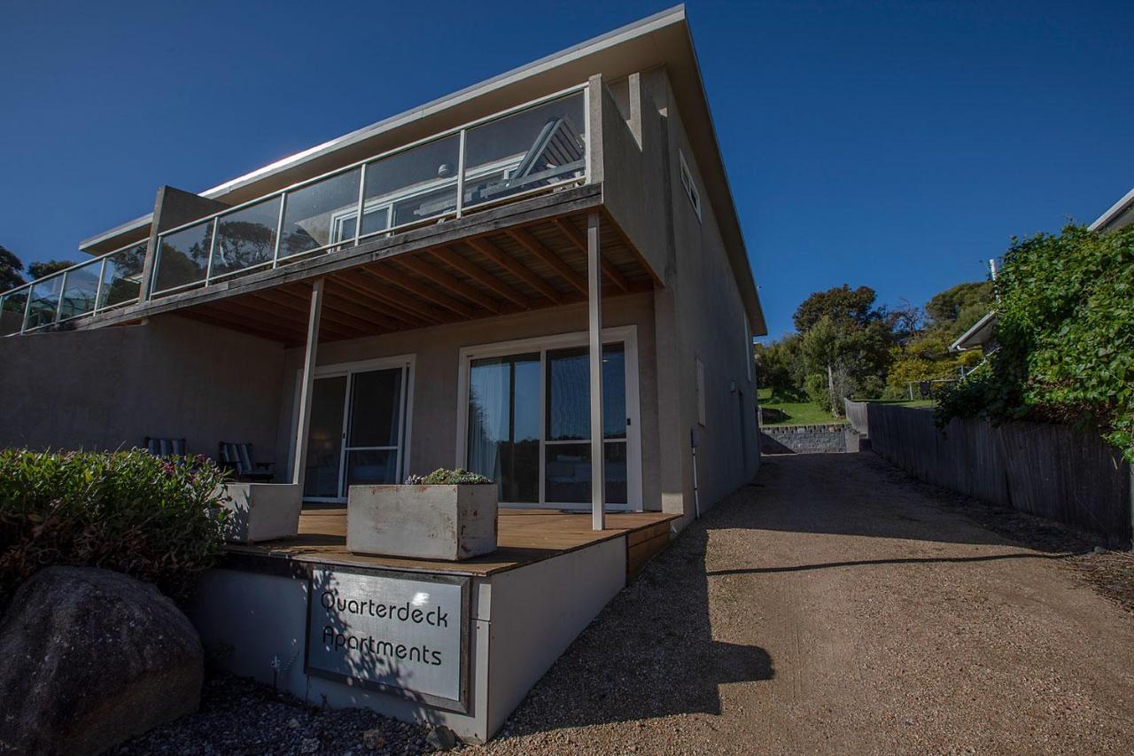 Quarterdeck Apartment Binalong Bay Eksteriør billede